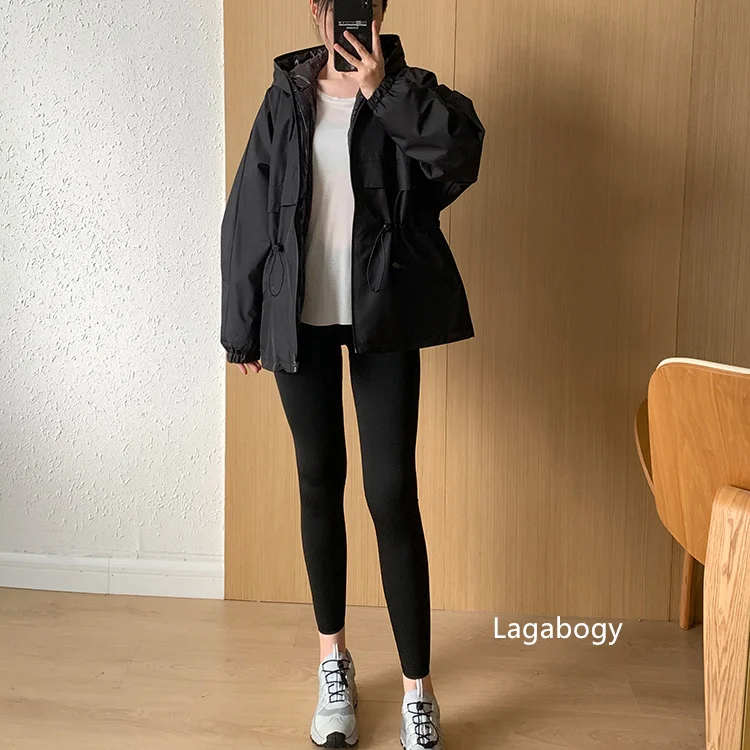 Lagabogy 2025 Autumn Winter Women Outdoor Waterproof Windbreaker Style 90% White Duck Down Jacket Female Short Loose Hooded Coat