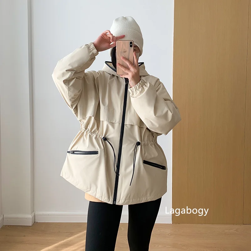 Lagabogy 2025 Autumn Winter Women Outdoor Waterproof Windbreaker Style 90% White Duck Down Jacket Female Short Loose Hooded Coat