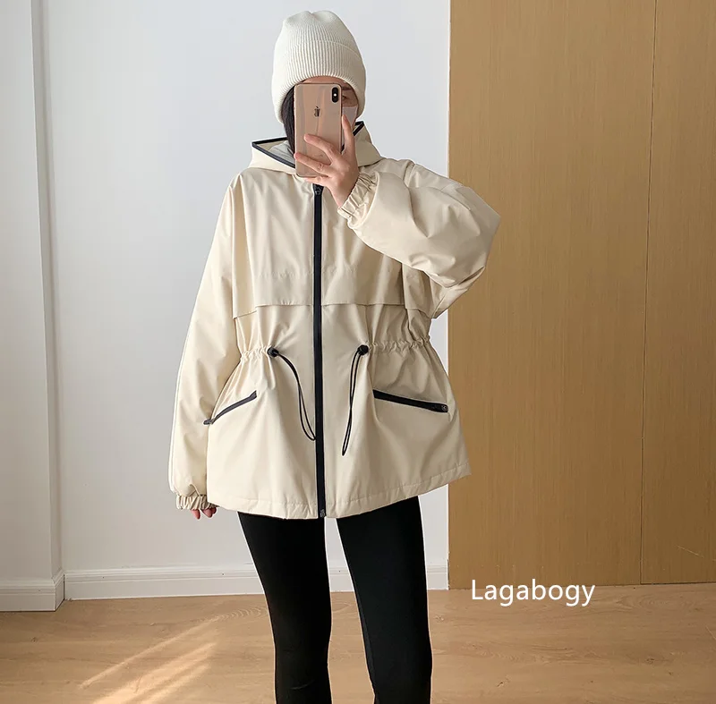 Lagabogy 2025 Autumn Winter Women Outdoor Waterproof Windbreaker Style 90% White Duck Down Jacket Female Short Loose Hooded Coat