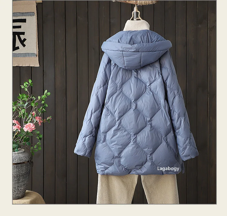 Lagabogy 2025 New Winter Women 90% White Duck Down Jacket Casual Loose Fashion Outwear Hooded Puffer Coat Short Light Warm Parka