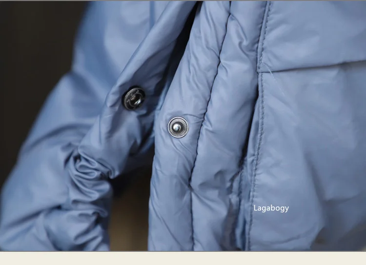 Lagabogy 2025 New Winter Women 90% White Duck Down Jacket Casual Loose Fashion Outwear Hooded Puffer Coat Short Light Warm Parka