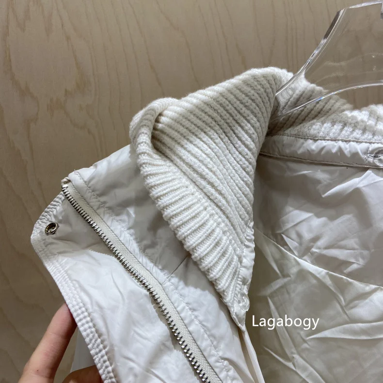 Lagabogy 2025 New Winter Women Long White Duck Down Jacket Female Casual Loose Warm Parkas Knitted Hat Detachable Puffer Coat
