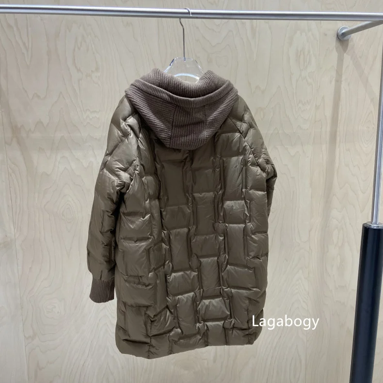 Lagabogy 2025 New Winter Women Long White Duck Down Jacket Female Casual Loose Warm Parkas Knitted Hat Detachable Puffer Coat