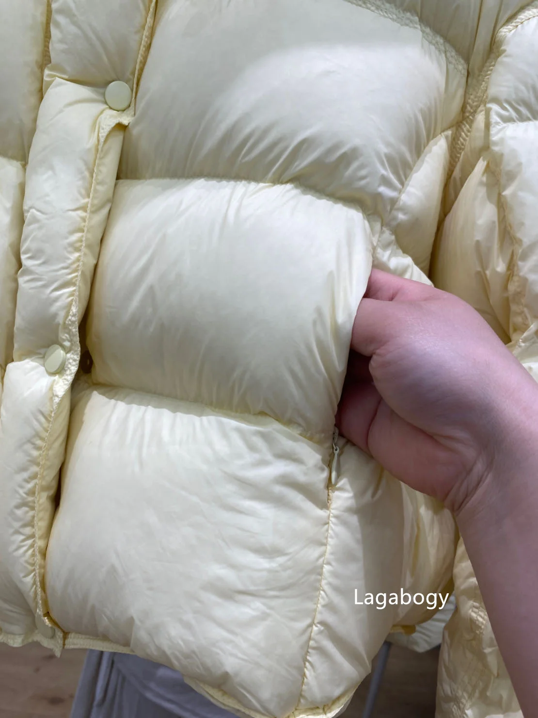 Lagabogy 2026 New Autumn Winter White Duck Down Jackets For Women Solid Thick Warm Loose Parkas Female Hooded Zipper Puffer Coat