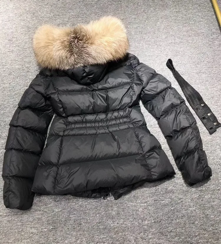 2024 Winter Fashion Down jacket Women Short Thickened Slim fit Waist Hugging Fox Big Fur Collar Hood White Duck