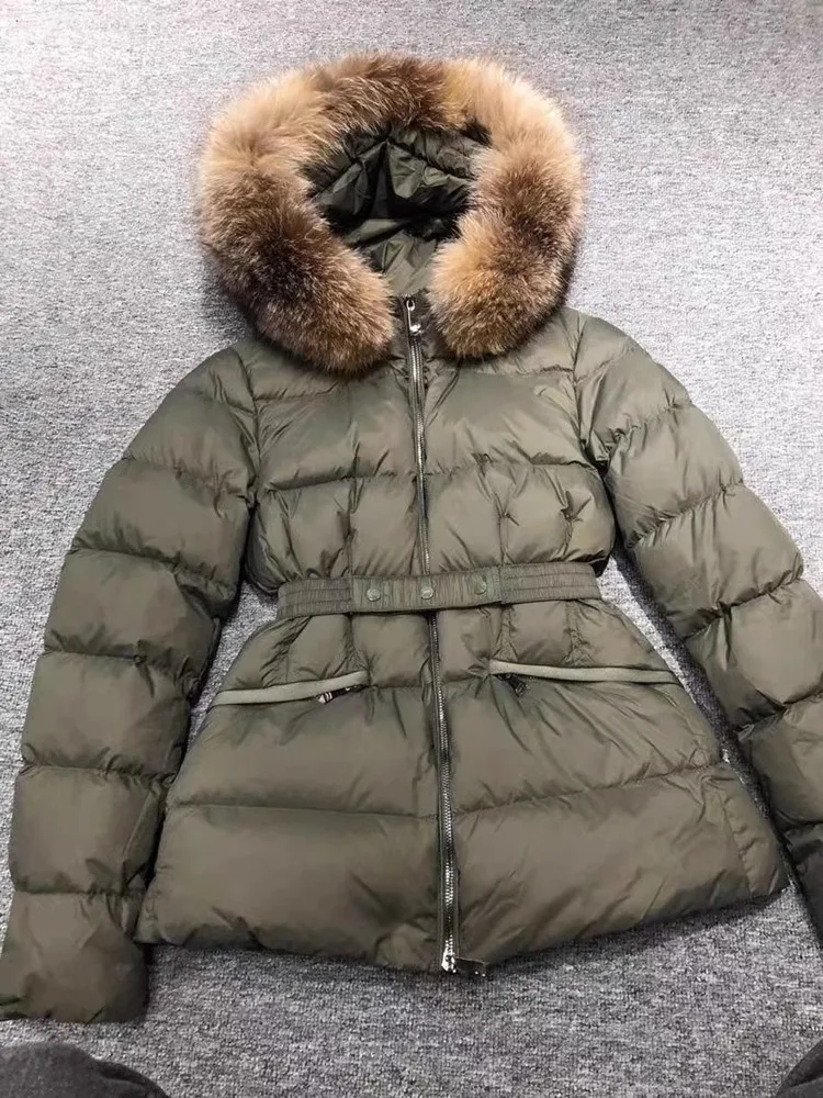 2024 Winter Fashion Down jacket Women Short Thickened Slim fit Waist Hugging Fox Big Fur Collar Hood White Duck