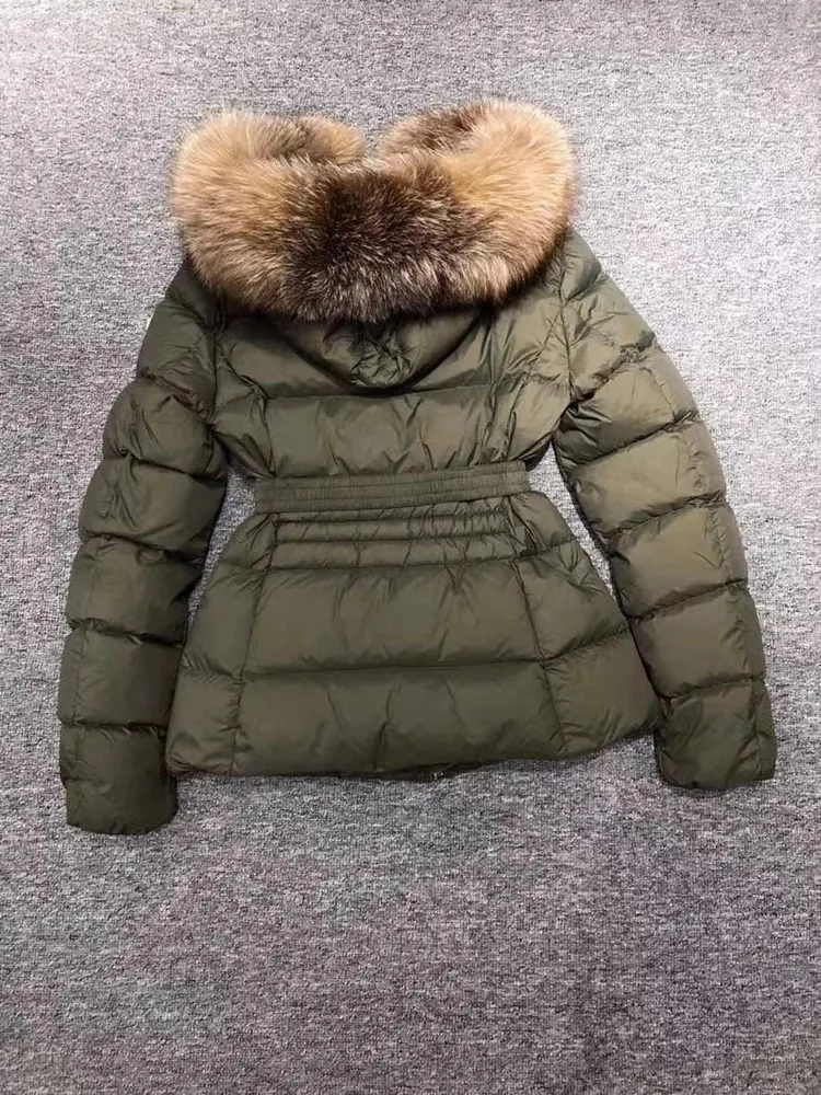 2024 Winter Fashion Down jacket Women Short Thickened Slim fit Waist Hugging Fox Big Fur Collar Hood White Duck