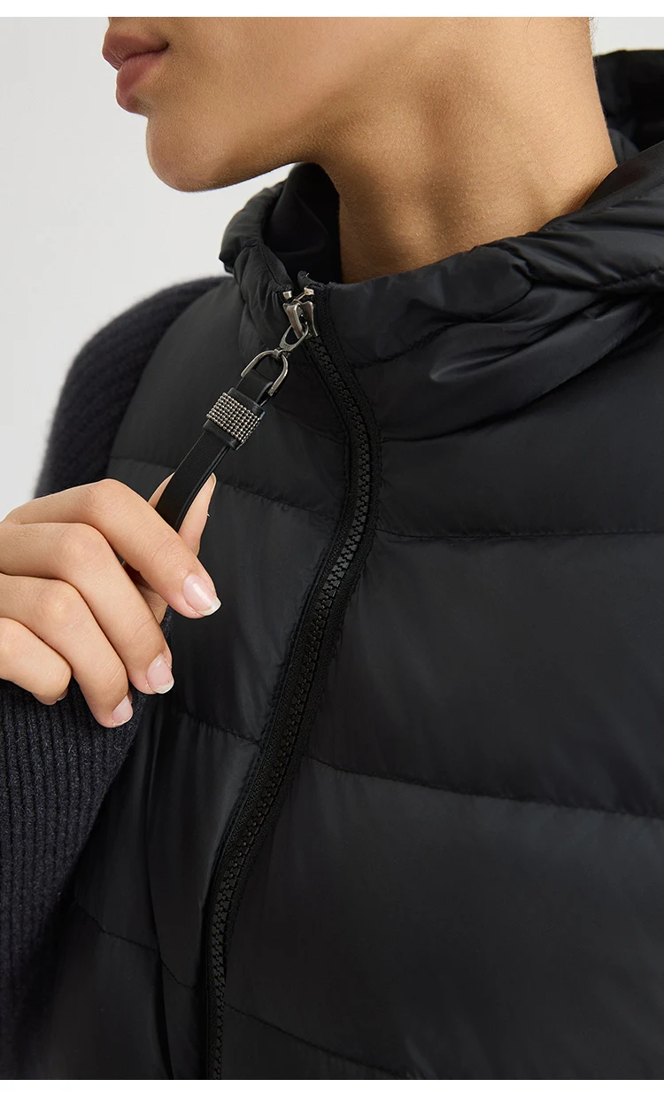 BY4621558 Women's Hooded Quilted Goose Down Jacket Cashmere Knit Sleeves Waffle Knit Chain Zipper Pull Old Money Elegant Winter