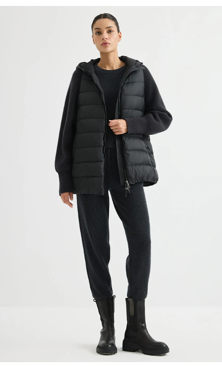 BY4621558 Women's Hooded Quilted Goose Down Jacket Cashmere Knit Sleeves Waffle Knit Chain Zipper Pull Old Money Elegant Winter