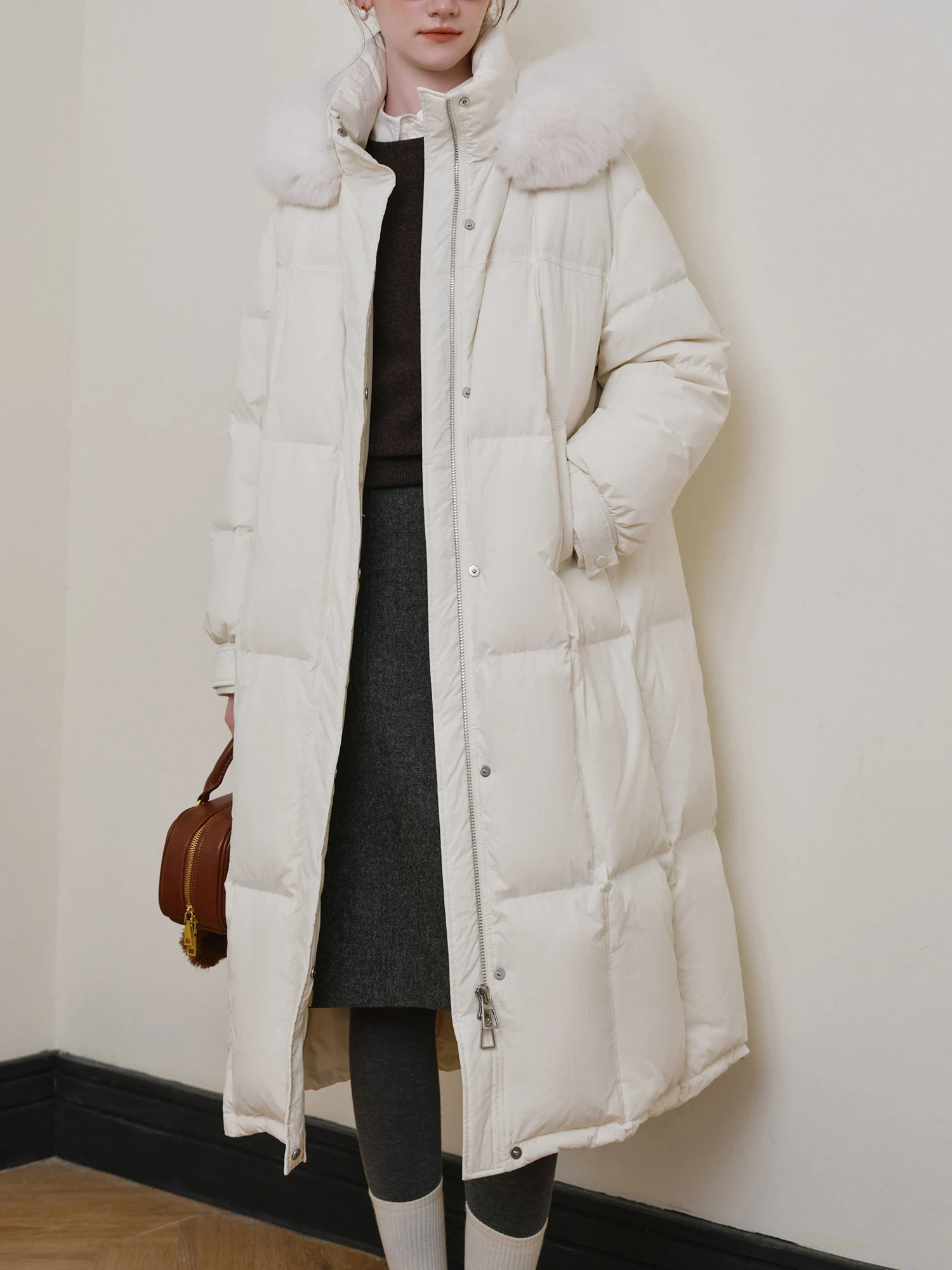 FSLE 207.2G Filling Amount 5 Color Long Down Coat For Women 2024 Winter Fox Fur Collar Hooded Warm Elegant Jacket 24FS14057