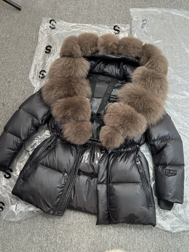 Lagabogy 2025 Real Fox Fur Collar Winter Women Hooded Puffer Jacket 90% White Goose Down Coat Female Thick Waterproof Outerwear