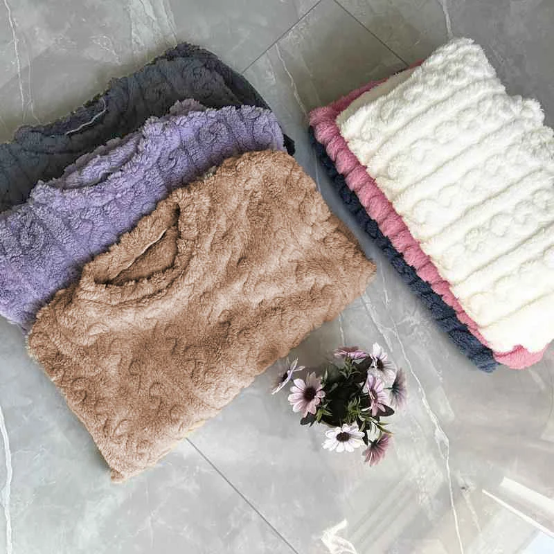 Women's Minimalist Soft Coral Velvet Jacquard Warm Pajama Set Cozy Loungewear Outerwear for Winter Christmas Back to School Gift