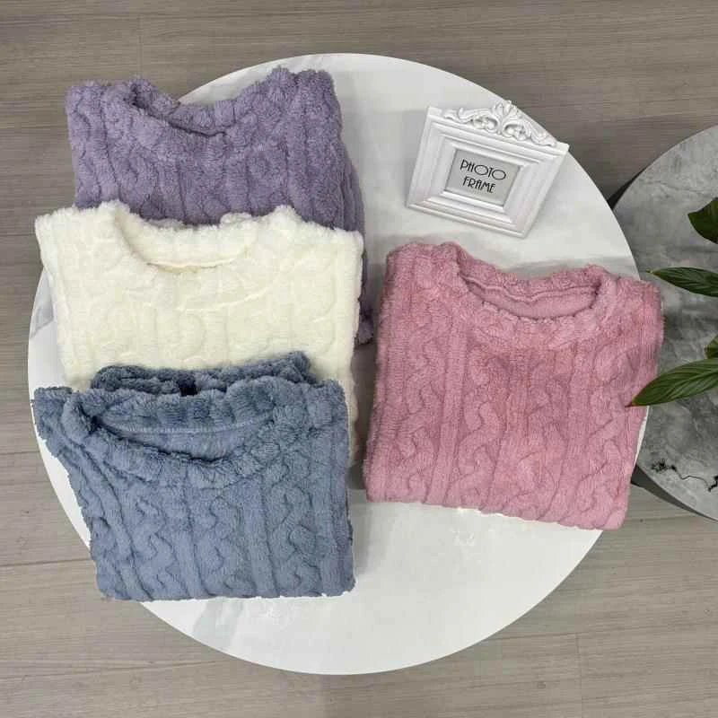 Women's Minimalist Soft Coral Velvet Jacquard Warm Pajama Set Cozy Loungewear Outerwear for Winter Christmas Back to School Gift