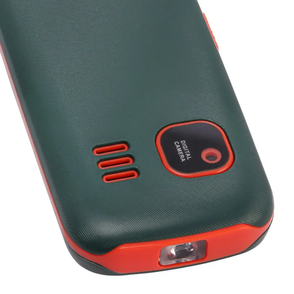 UNIWAE1808 Feature Phone 3 SIM Card 3 Standby Wireless radio Flashlight High volume for Elder 2G Keypad Mobile Phone