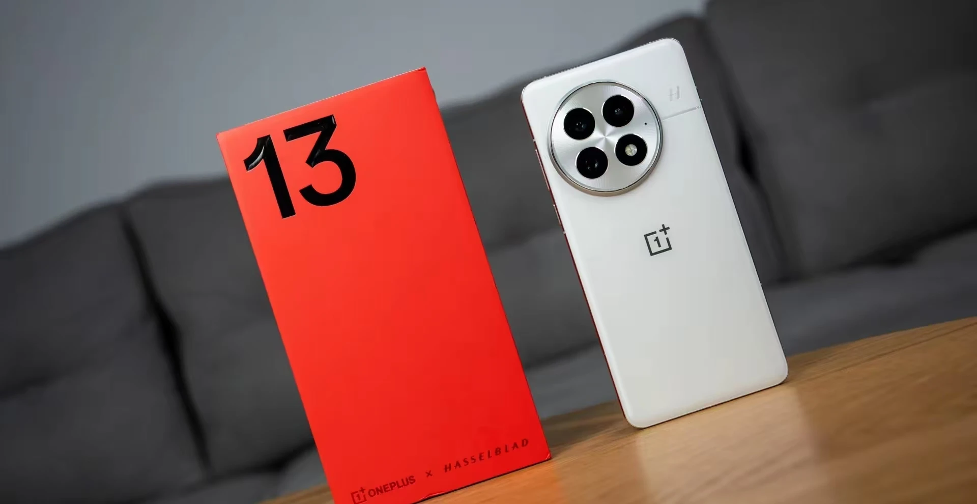 Unlocked OnePlus 13 5G Snapdragon 8 Elite 6.82inch 120Hz LTPO AMOLED Color OS 15 6000mAh 100W SUPERVOOC IP68 NFC OTA 50MP