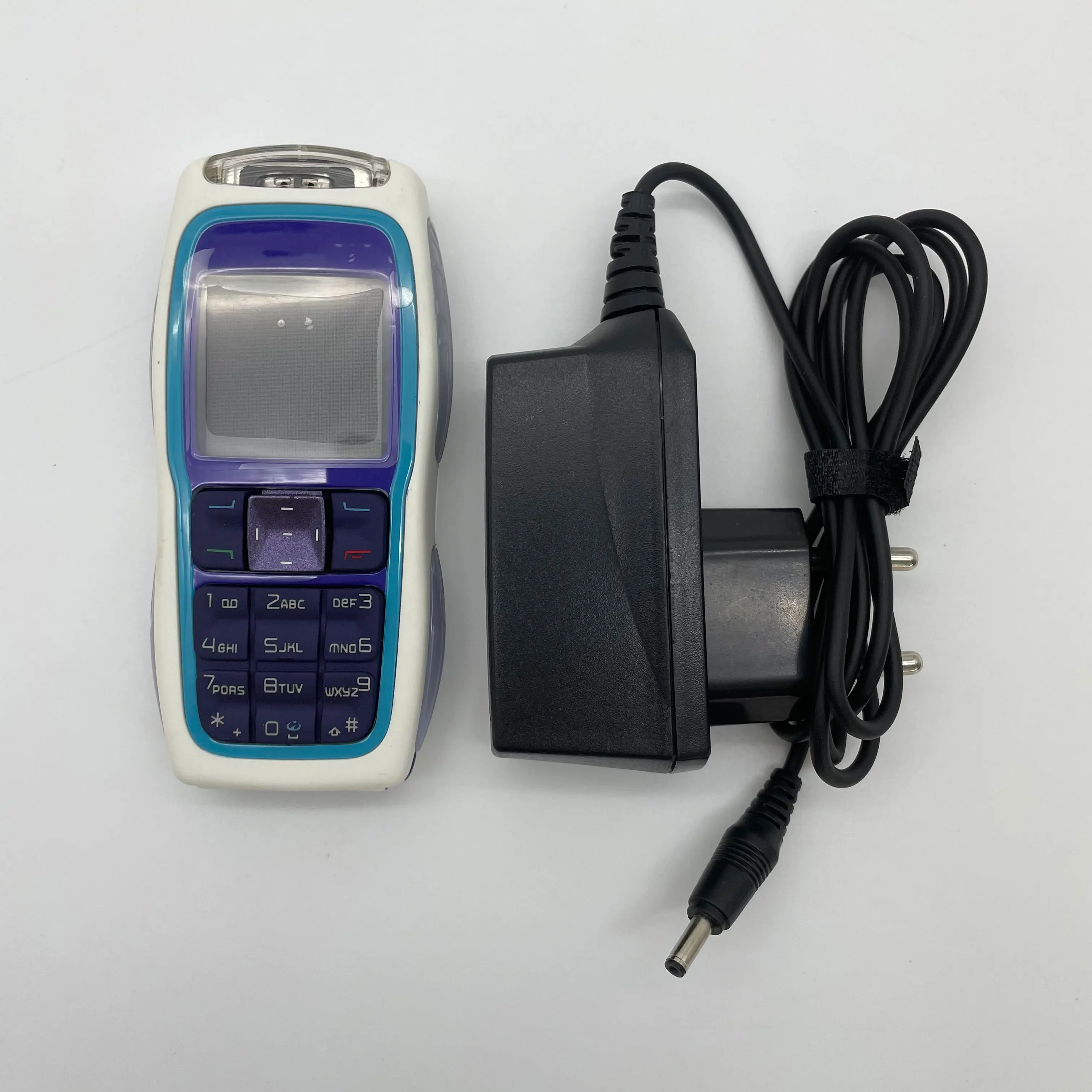 Refurbished Original 3220 2G Unlocked 0.3MP GSM 900/1800 Mobile Phone Russian Arabic Hebrew Keyboard Made in Finland