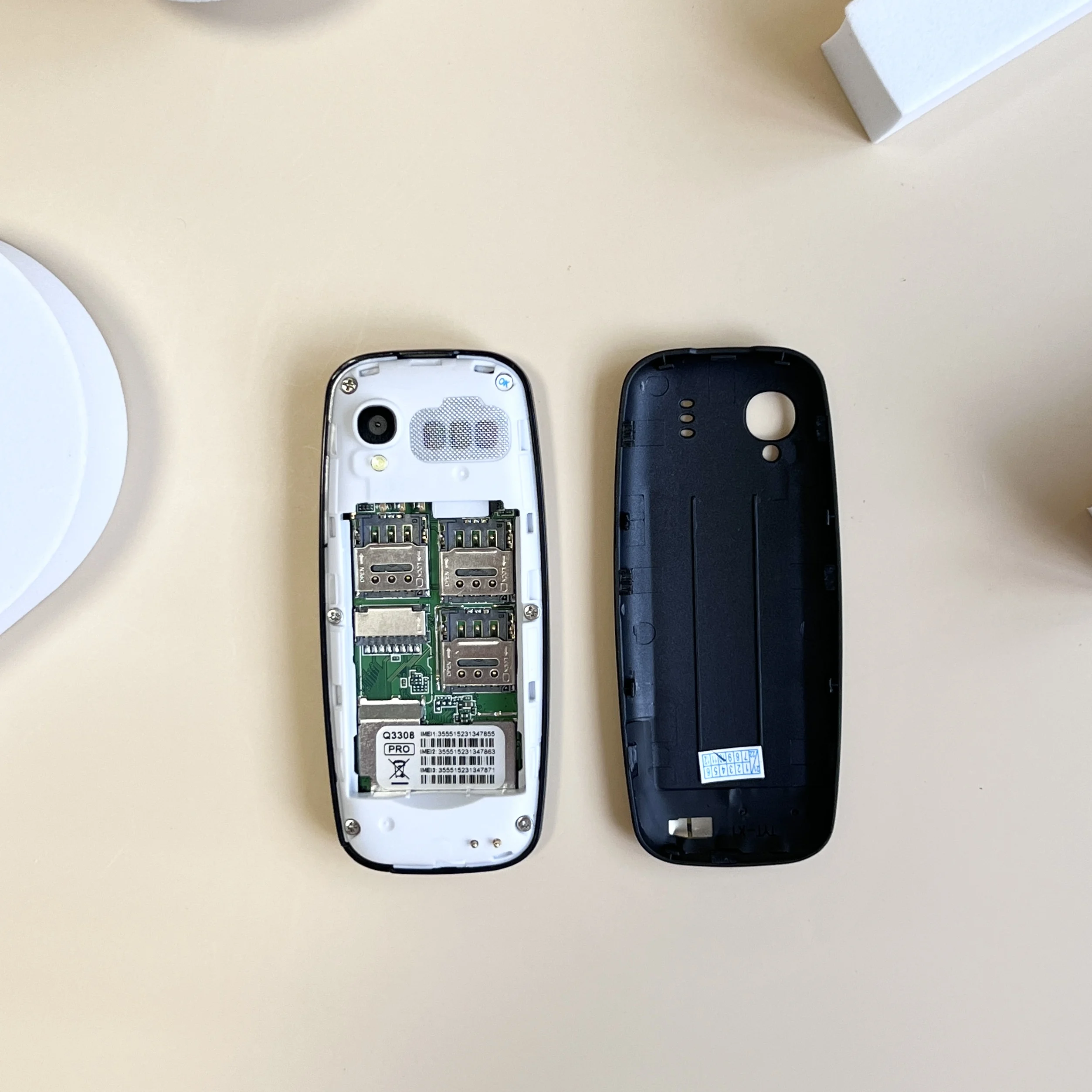 SERVO Q3308Pro 3 SIM Card Mini Mobile Phone Bluetooth Dial Magic Voice FM Call Recorder 1.33inch Small Pocket Button Cell Phones