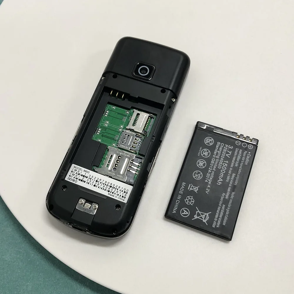 New Classic 8800 Slider Phone 2.4inches Screen 2G GSM Dual SIM Dual Standby Bluetooth Mobile Phone 240x320 Multi-language