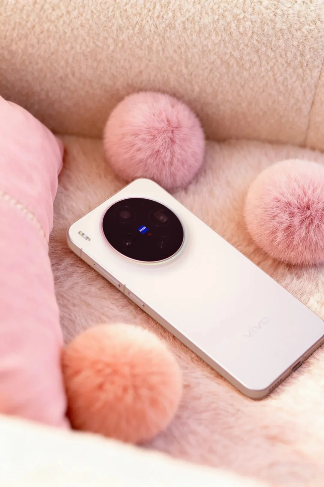 VIVO X300 5G Smartphone 6040mAh 90W SuperVOOC 6.31” 120Hz AMOLED 200MP Zeiss Triple Cam Dimensity 9500