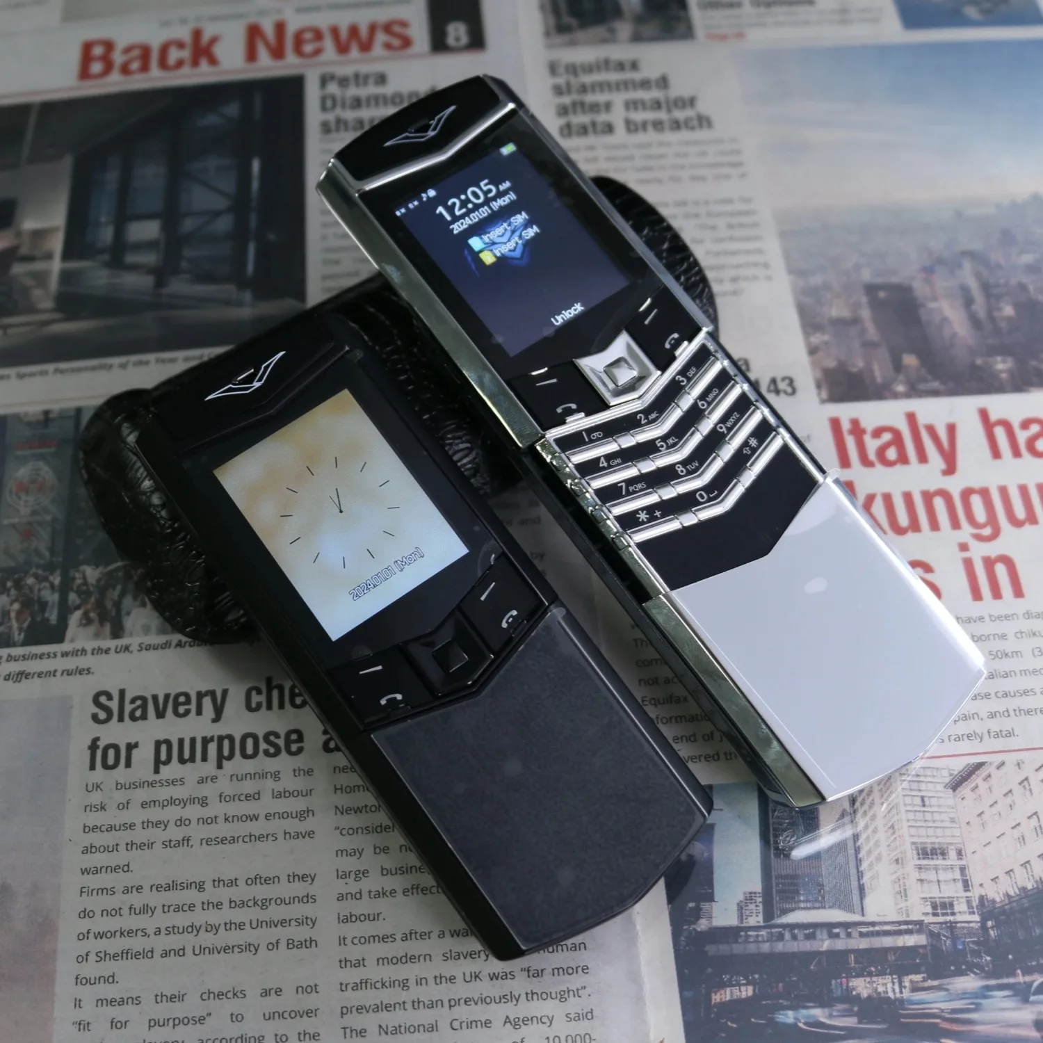 Luxury Slider Business Mobile Phone Metal Body Magice Voice Blacklist Dual Sim Big Button Portable Size Durable Elderly Classic