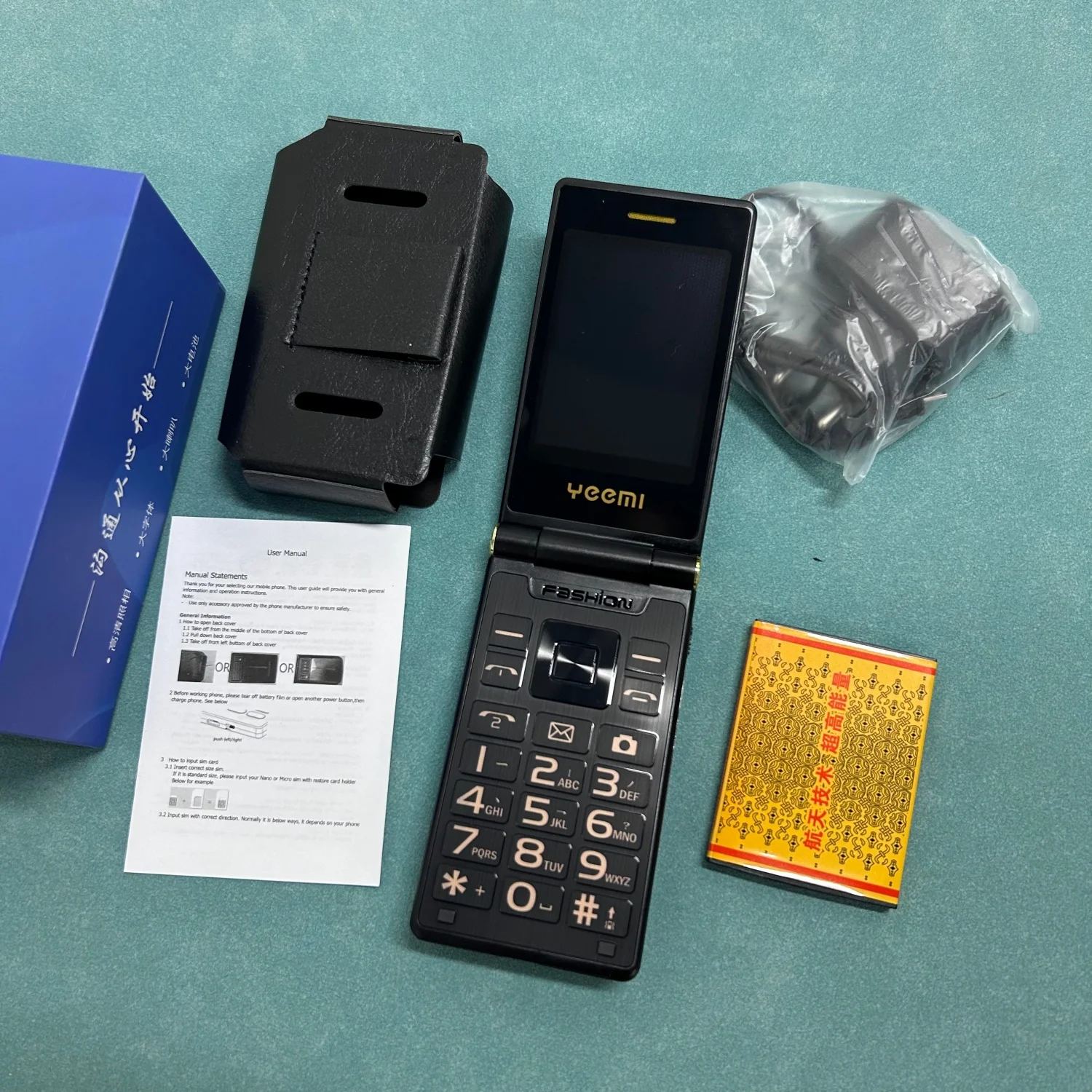 Yeemi M1 Brand New GSM 2G Flip Mobile Phone 2.8inches MTK Dual SIM Card Double Display FM Mp3 Mp4 Micro USB Torch CellPhone