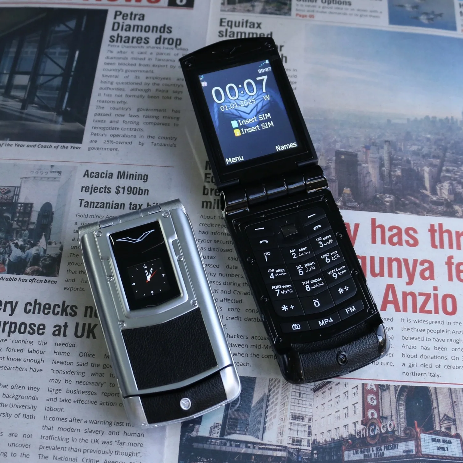 Luxury Metal Flip Phone for Men Dual SIM Business Phone Big Button Dual Screen Magic Voice Blacklist Senior Classic Mobile