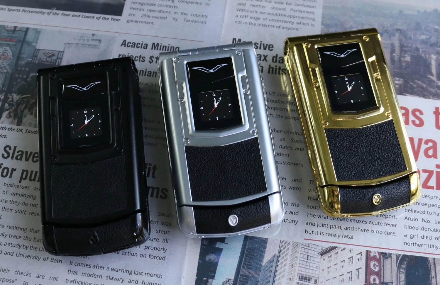 Luxury Metal Flip Phone for Men Dual SIM Business Phone Big Button Dual Screen Magic Voice Blacklist Senior Classic Mobile