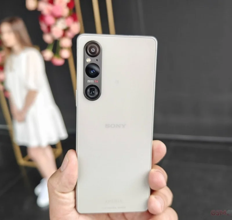 Sony Xperia 1 V 1V 5G XQ-DQ54 1 SIM / XQ-DQ72 SIMs 212G+256 ROM 6.5"OLED Snapdragon 8 Gen 2 Octa Core NFC Original Cell Phone