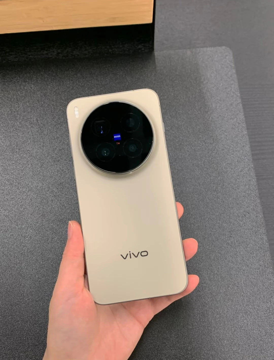 Original New VIVO X300 Pro 5G Mobile Phone MTK Dimensity9500 6.78inch AMOLED 200MP 6510Mah 90W Flash Charger 40WWireless NFC OTA