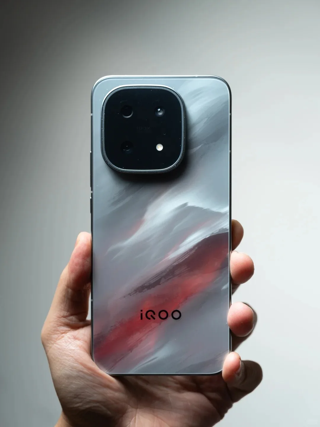 Original ViVO iQOO 15 5G Snapdragon 8 Gen5 Elite 6.85‘ AMOLED 144HZ 50MP 100W FlashCharger 7000mAh GooglePlay OriginOS6