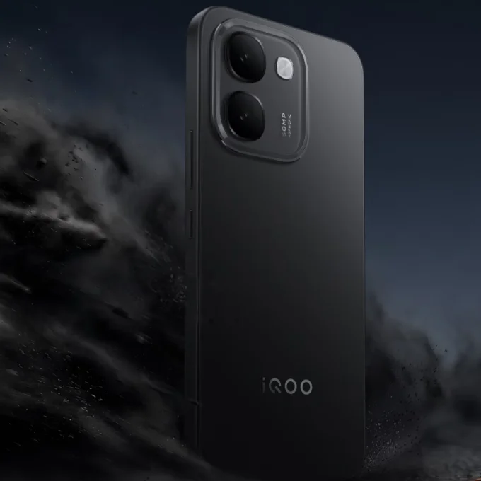 VIVO iQOO Z11S China Version New 10000mAh 44W Supercharge Dimensity7500 Screen 6.83 Inch AMOLED 144Hz 50MP NFC OTA Update Google