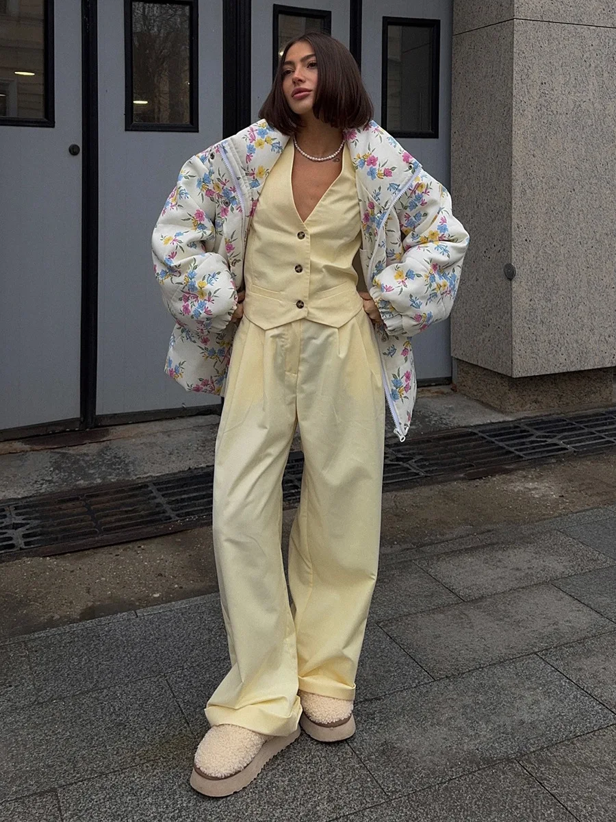 Bornladies New Women's Puffer Jacket Stand Up Collar Zipper Closure Floral Print Warm Cotton Filled Coat Oversized Autumn Winter