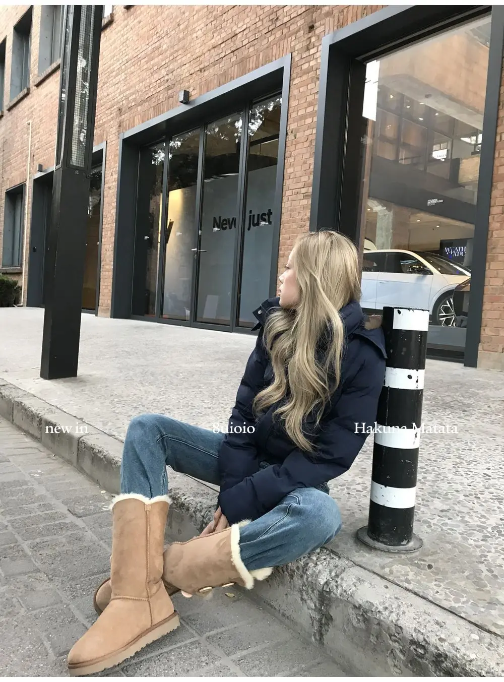 Women Autumn Winter Fur Collar Cotton Coat 2025 New Women Warm Thicken Hooded Cotton Padded Jacket Women Short Parkas Outwear