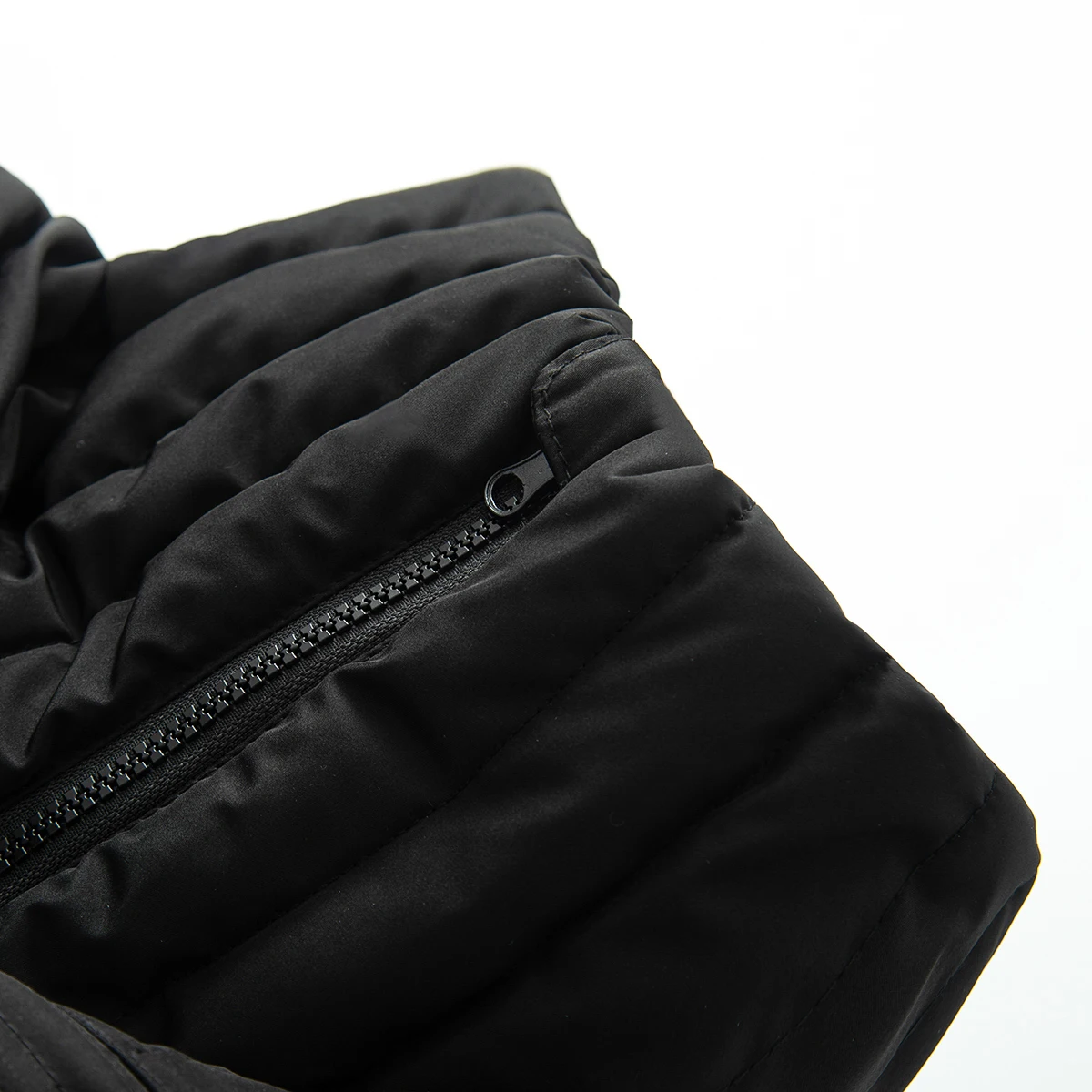 2026 Women's Elegant Hooded Zipper Burgundy Skiing Padded Snow Sports Coats Lady Chic Thicken Warm Windproof Jackets Parkas Belt