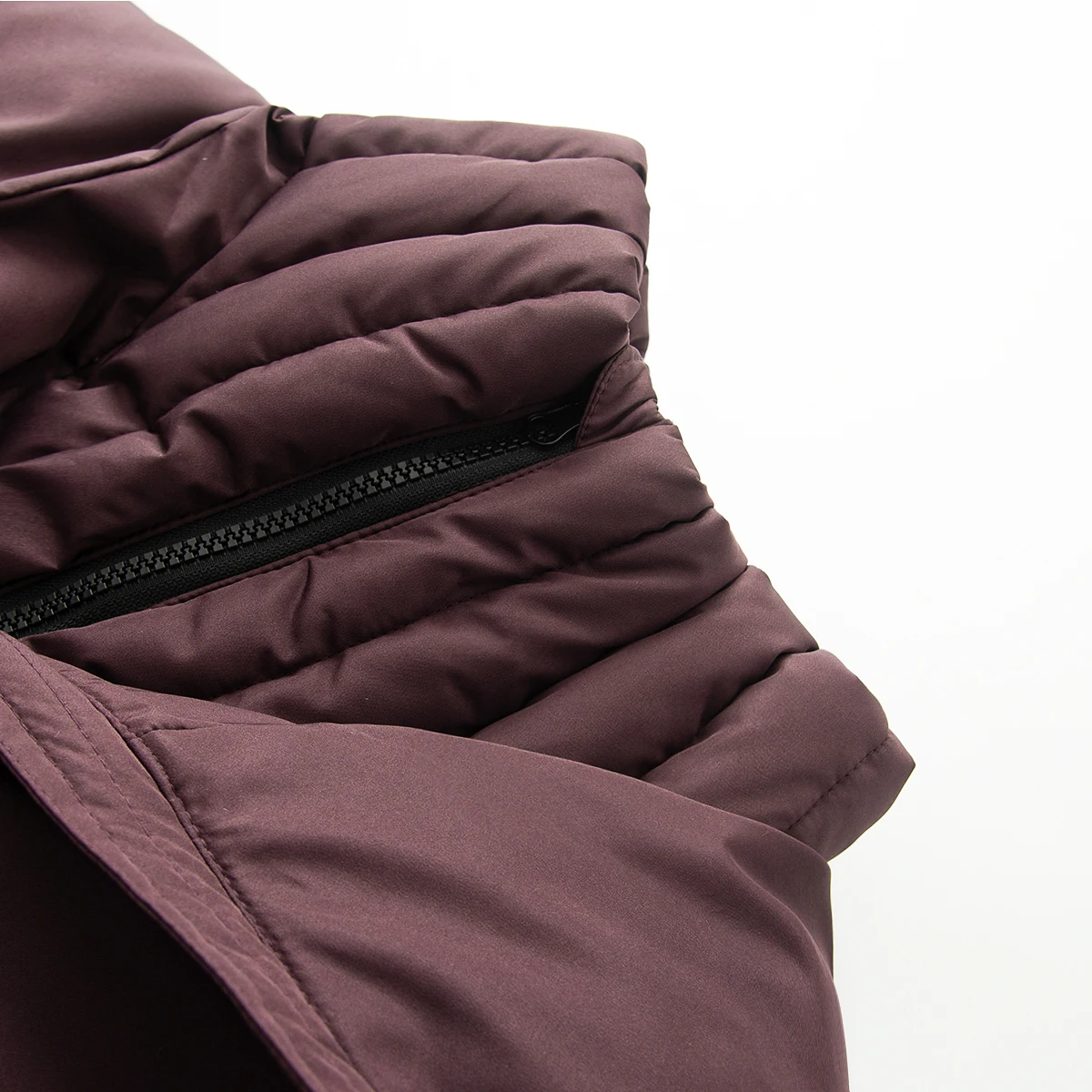 2026 Women's Elegant Hooded Zipper Burgundy Skiing Padded Snow Sports Coats Lady Chic Thicken Warm Windproof Jackets Parkas Belt