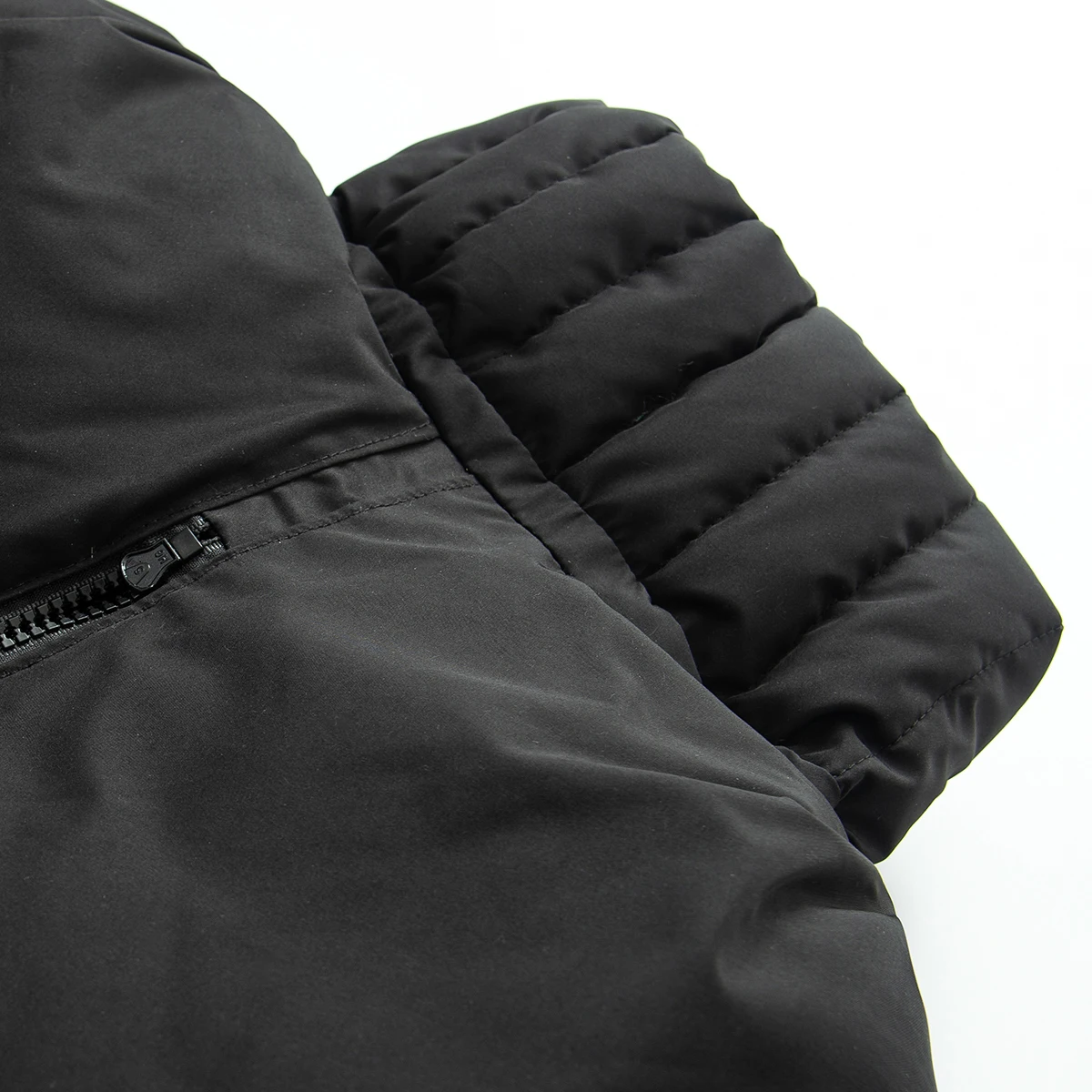 2026 Women's Elegant Hooded Zipper Burgundy Skiing Padded Snow Sports Coats Lady Chic Thicken Warm Windproof Jackets Parkas Belt