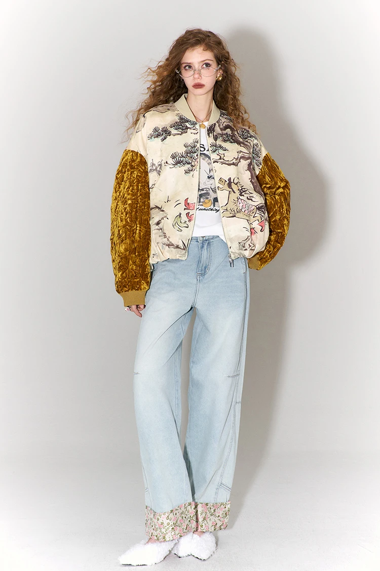 ELFSACK 2026 Oriental Royal Winter Jacket Women, Velvet Sleeve Horse Print Loose Coat, Winter Outerwear with Pine Print