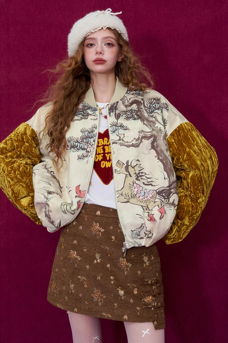 ELFSACK 2026 Oriental Royal Winter Jacket Women, Velvet Sleeve Horse Print Loose Coat, Winter Outerwear with Pine Print