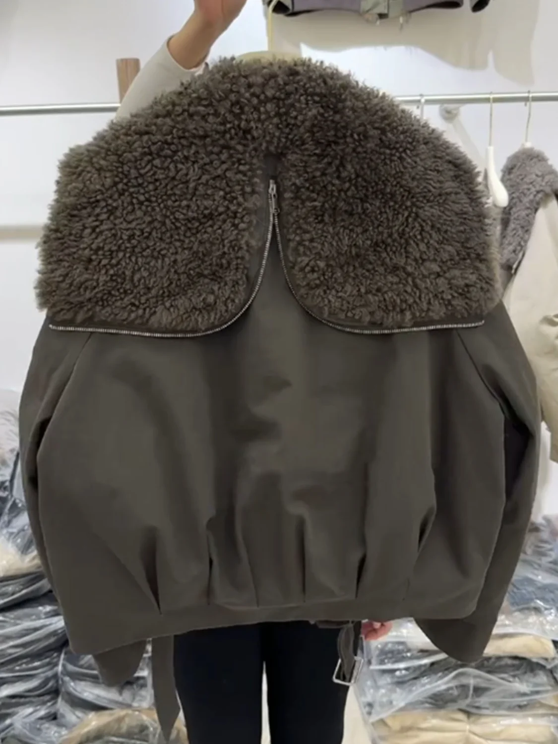 Winter Fashion Faux Fur Collar Padded Jacket Women Army Green Oversized Warm Thick Coat Drawstring Waist Streetwear Chic Tops