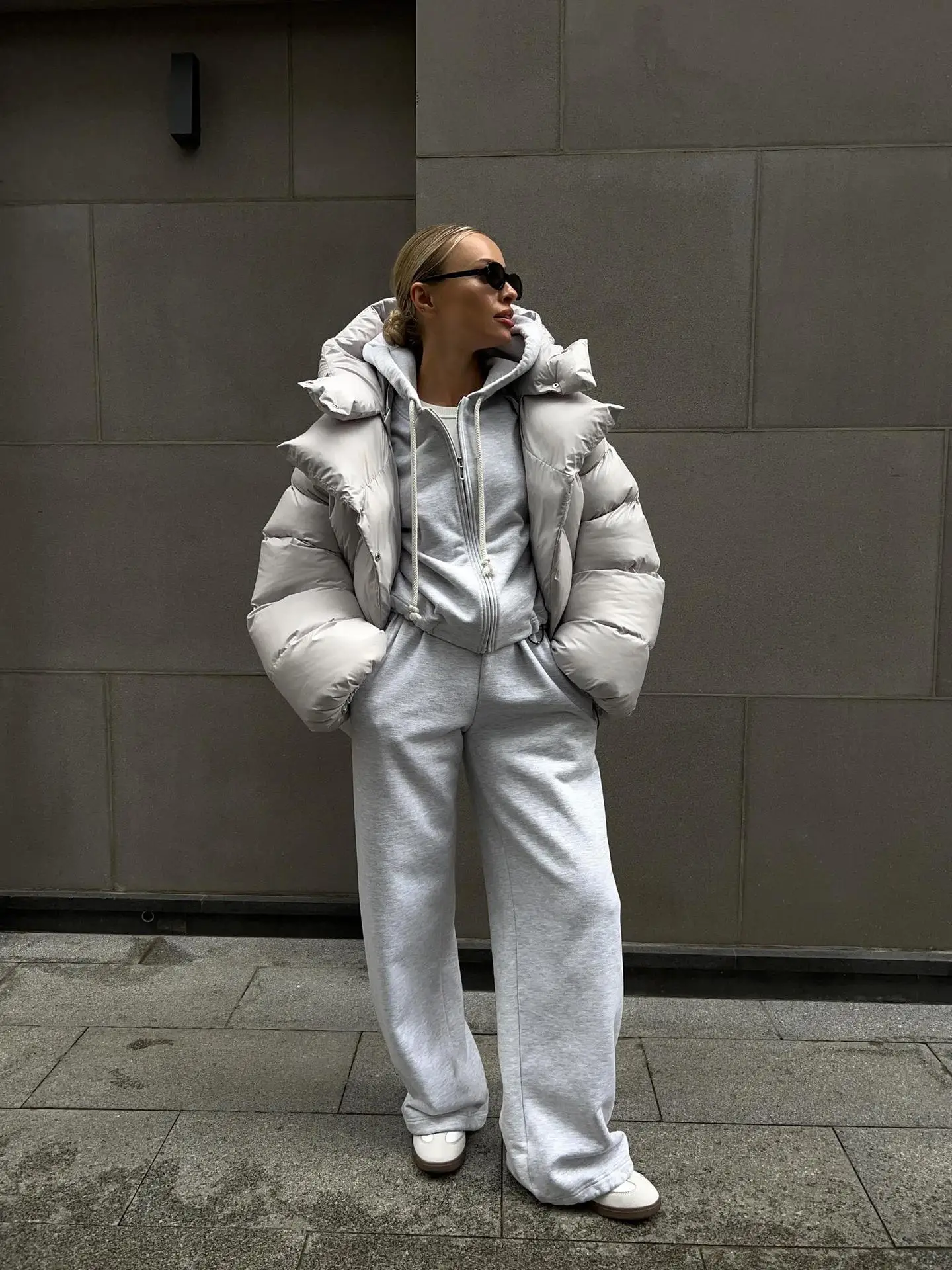 Women Autumn Winter Warm Coat Thick Parkas Long Sleeve Parkas Female Street Fashion Hoodies Woman's Cotton-padded Jacket 2025
