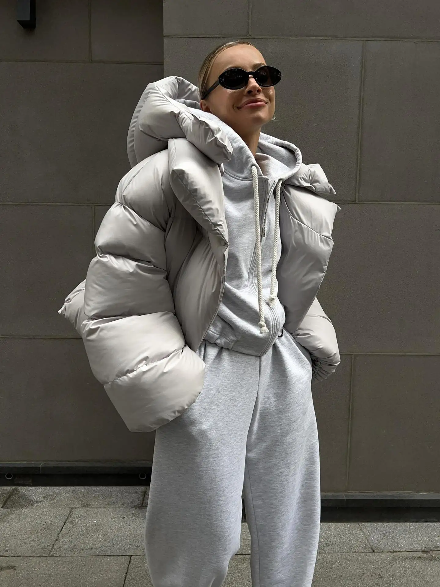 Women Autumn Winter Warm Coat Thick Parkas Long Sleeve Parkas Female Street Fashion Hoodies Woman's Cotton-padded Jacket 2025