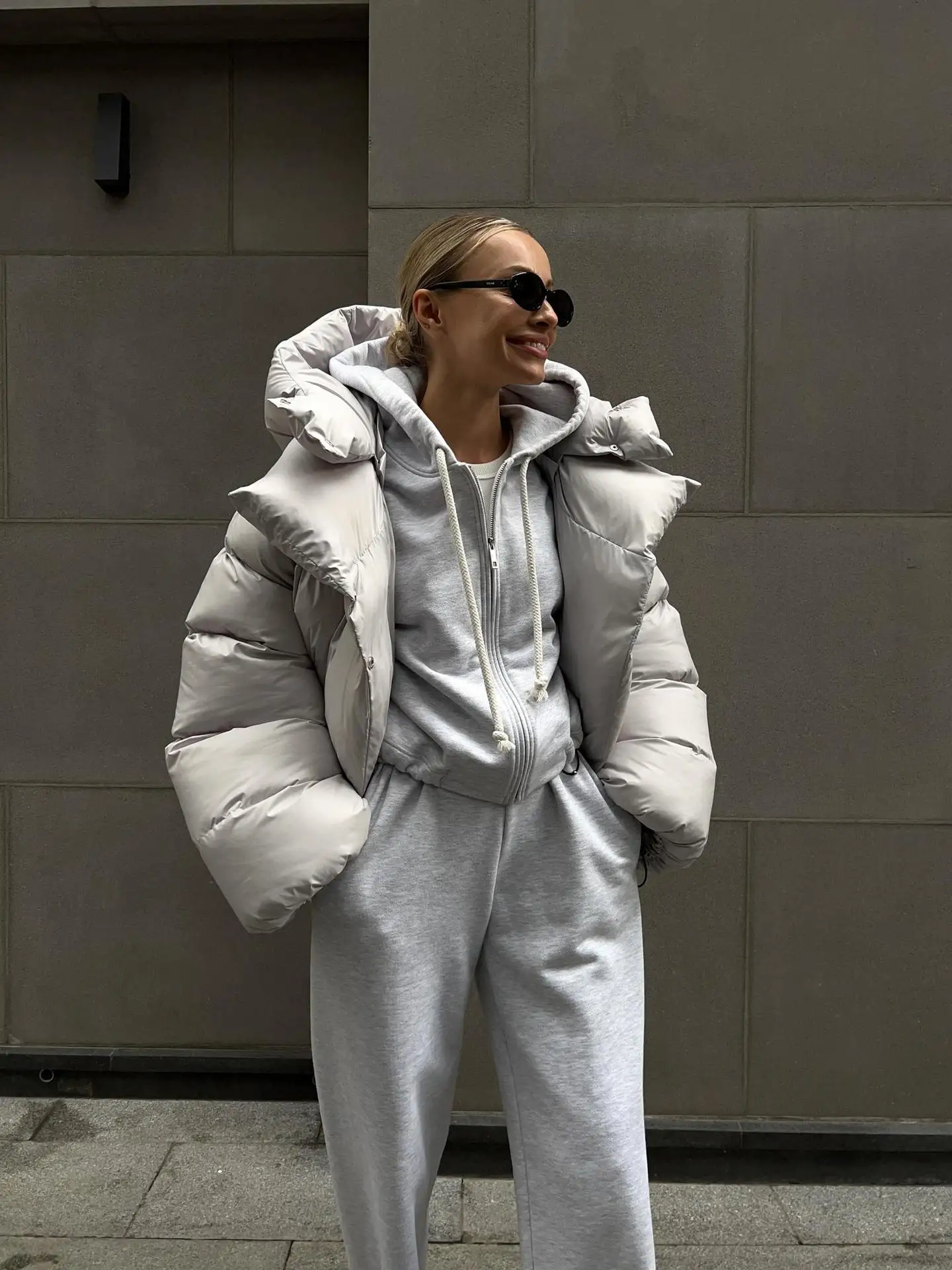 Women Autumn Winter Warm Coat Thick Parkas Long Sleeve Parkas Female Street Fashion Hoodies Woman's Cotton-padded Jacket 2025