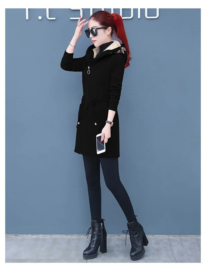 Plus Velvet Thick Lamb Plush Jacket Women 2025 New Autumn Winter Parkas Lace-Up Of Hooded Loose Long Embroid Trench Coat Female