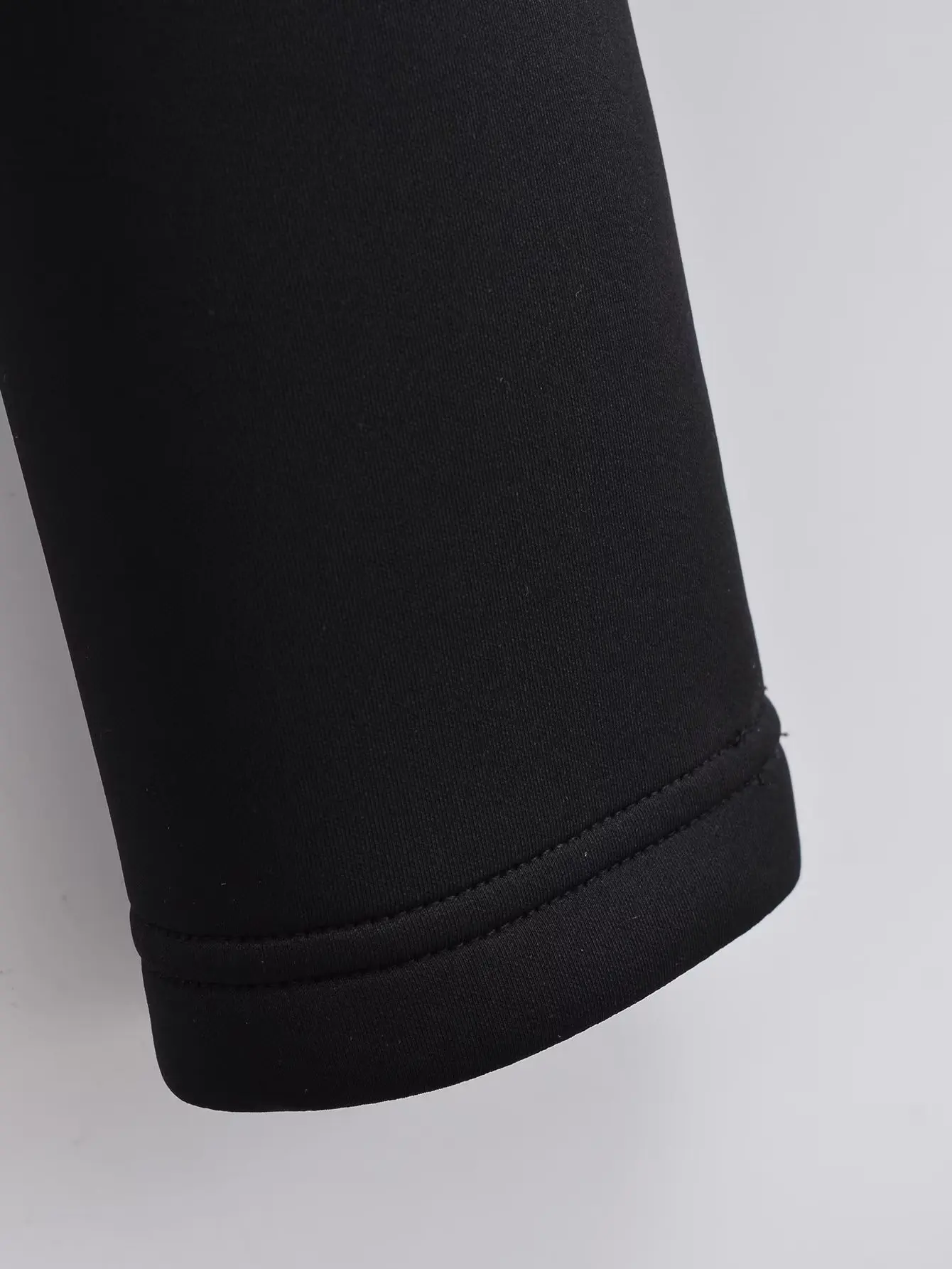 Winter Jackets For Women 2025 Black Spliced Long Sleeve Winter Women's Cold Coat Luxury Parkas Female New In Outerwear