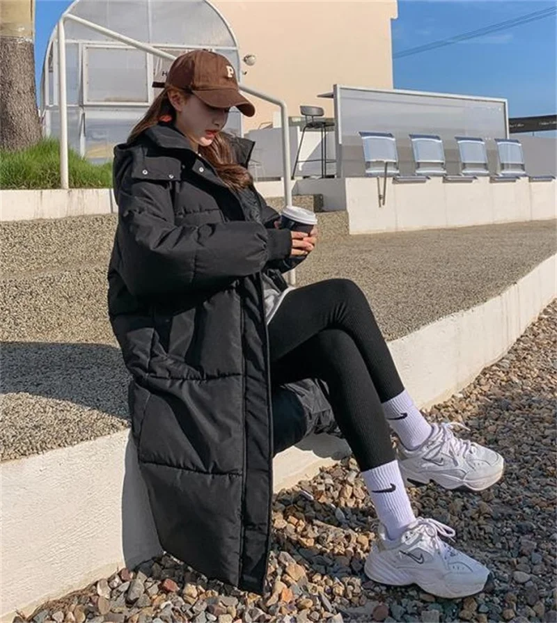2026 New Winter Women Jacket Warm Parkas Female Thicken Puffer Coat Cotton Padded Parka Long Hooded Outwear Loose Women Snow Jac