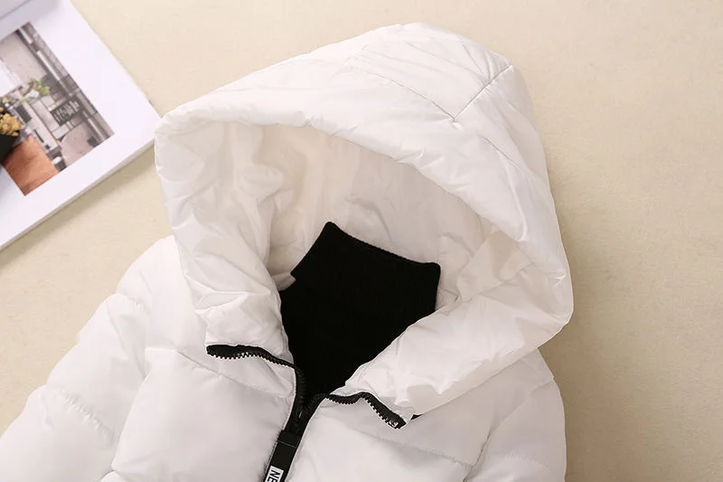 2026 New Winter Jacket Women Parkas Hooded Short Coats Female Parka Warm Thicken Jacket Korean Loose Cotton Padded Outwear