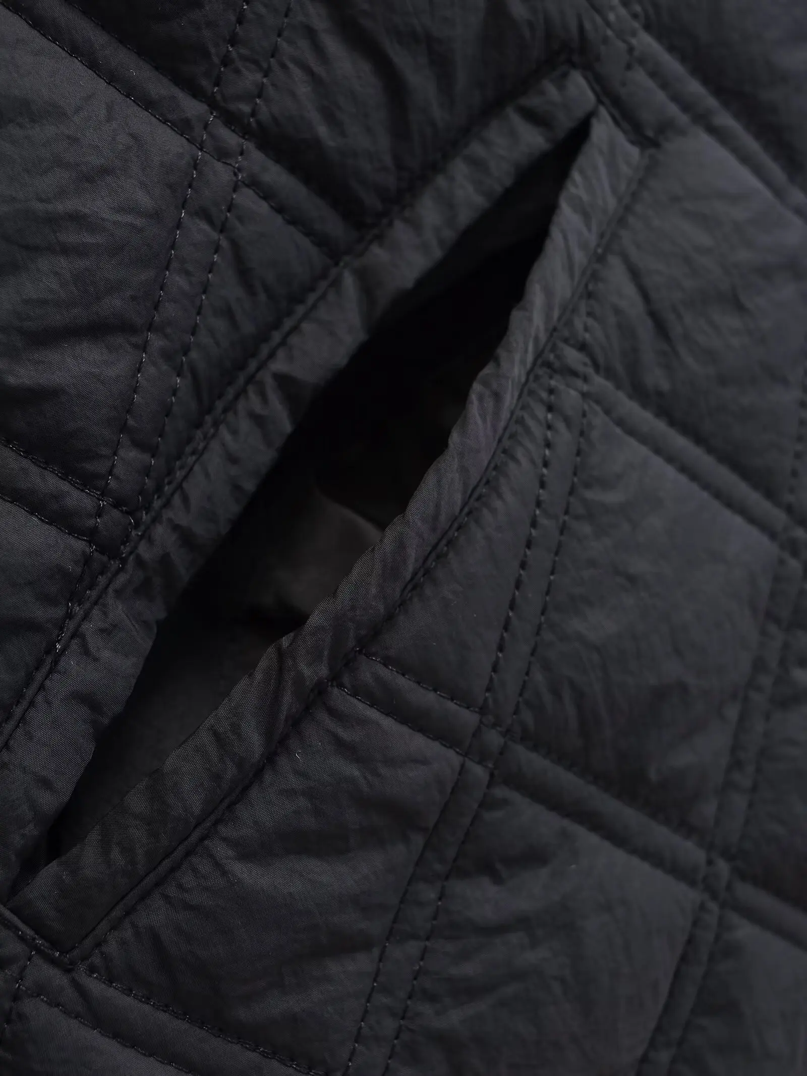 2026 New Fashion Autumn Winter Women's Casual Hooded Solid Black Padded Bomber Coats Female Basic Quilted Loose Parkas Jackets