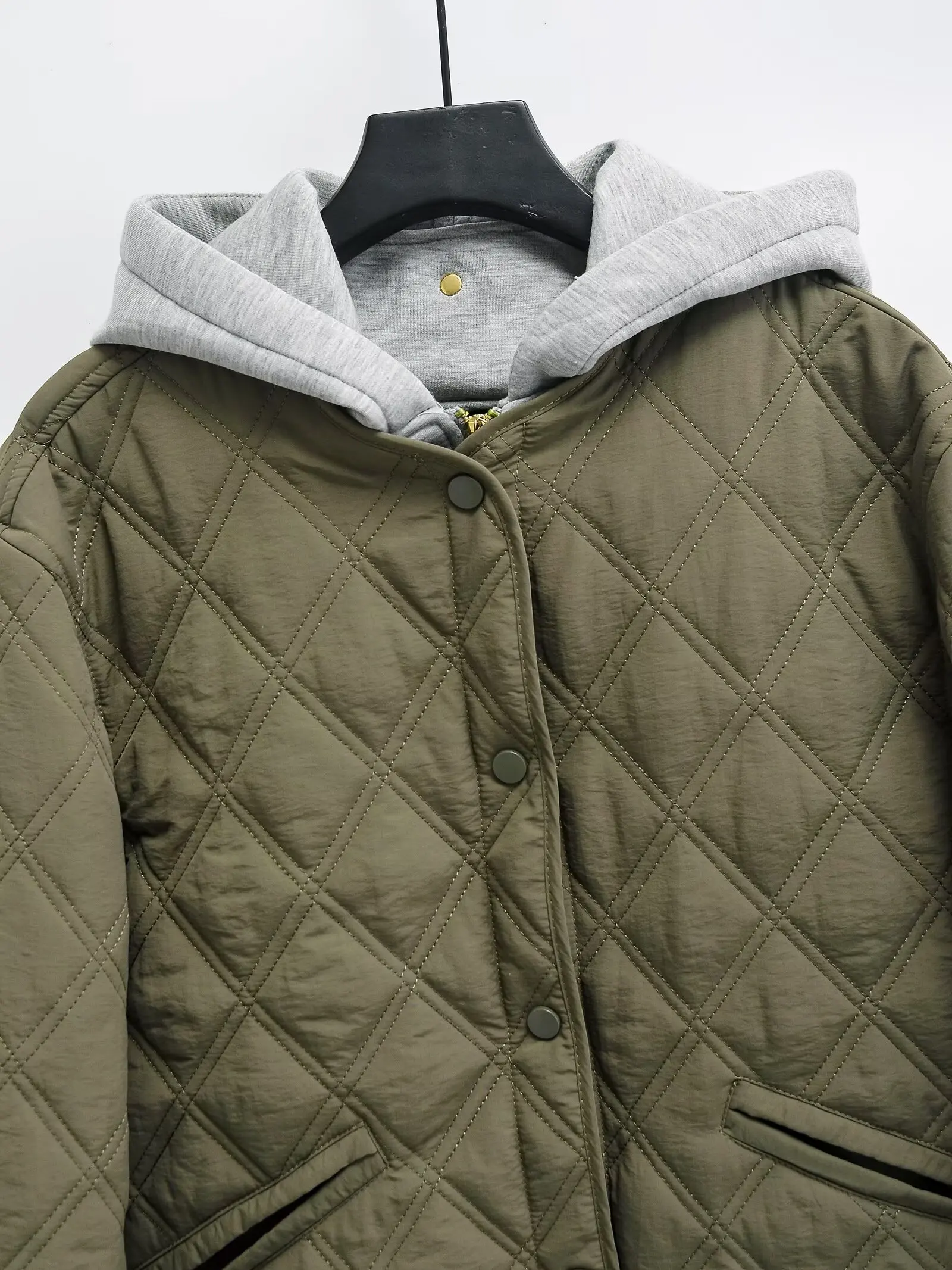 2026 New Fashion Autumn Winter Women's Casual Hooded Solid Black Padded Bomber Coats Female Basic Quilted Loose Parkas Jackets