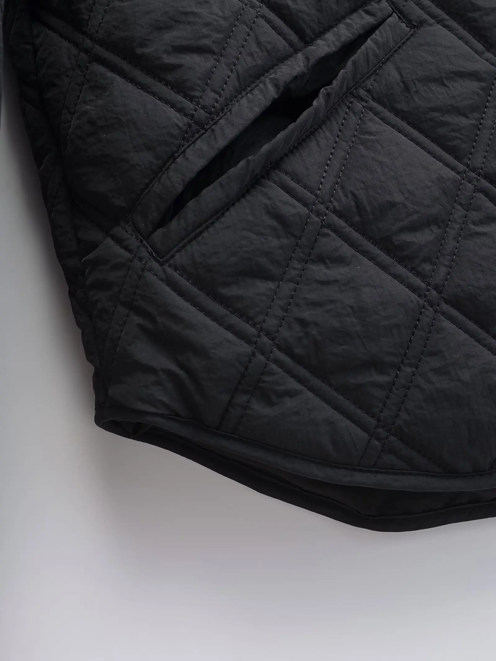 2026 New Fashion Autumn Winter Women's Casual Hooded Solid Black Padded Bomber Coats Female Basic Quilted Loose Parkas Jackets