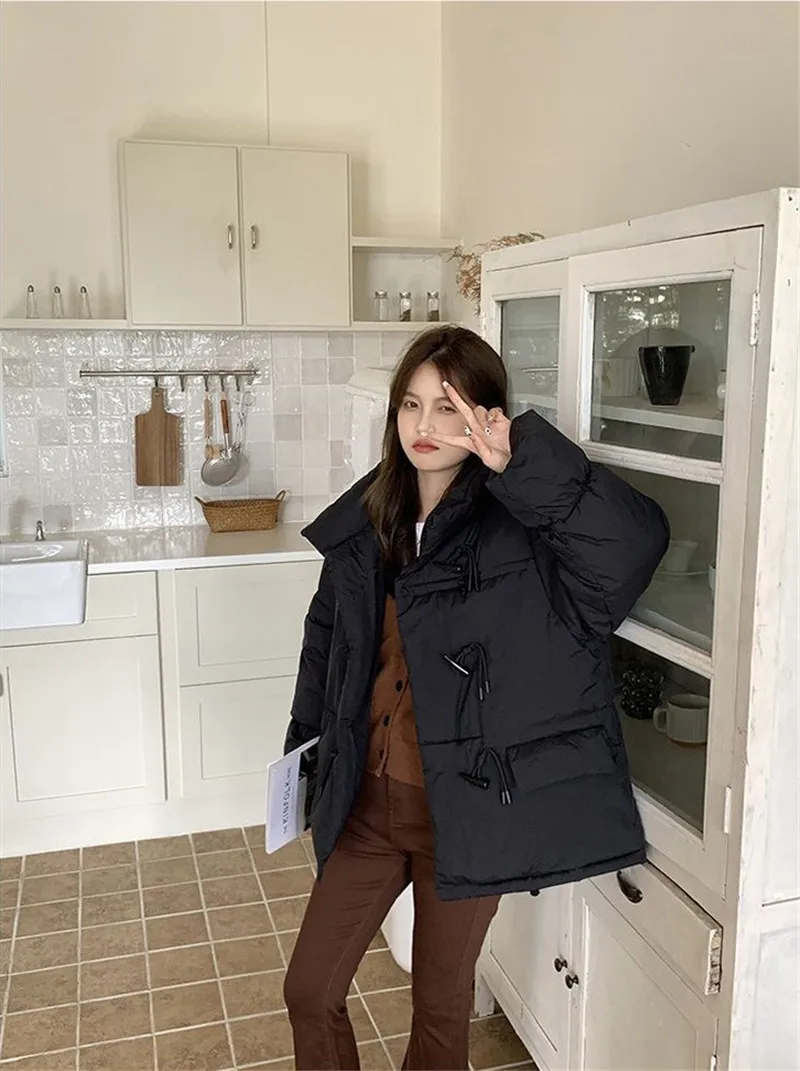 Off-season Women's Down Cotton Loose Coat 2026 New Winter Female Korean Horn Button Jacket Bread Ladies Student Overwear